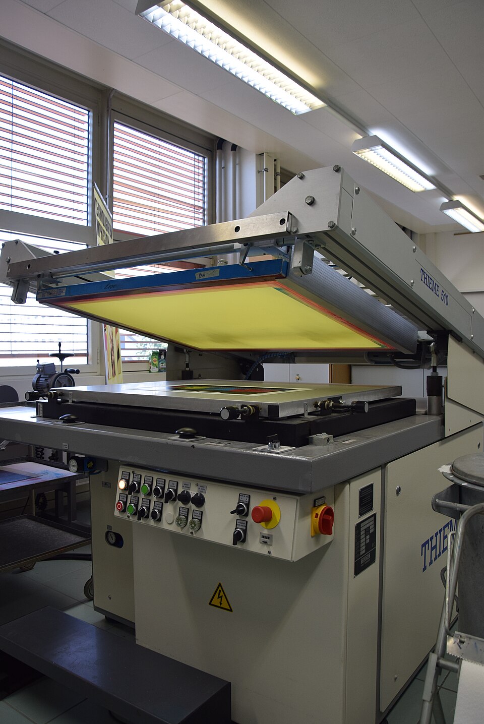 Serigrafia: la stampa per le tirature medie e alte 3